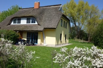Reetgedeckte Doppelhaushälfte Weißdorn 1 Reetgedeckte Doppelhaushälfte Weißdorn 1