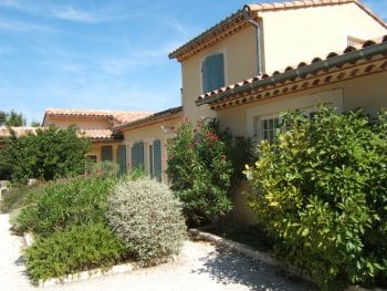 Ferienhaus mit Panoramablick und eigenem Pool