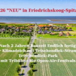 Blick zur Nordsee mit Bade- und Hundestrand