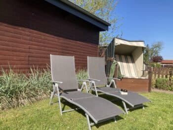 Strandnahe Terrassenwohnung (ebenerdig)