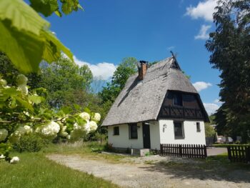 FH Kupa –  auf einer Insel , direkt am Fließ